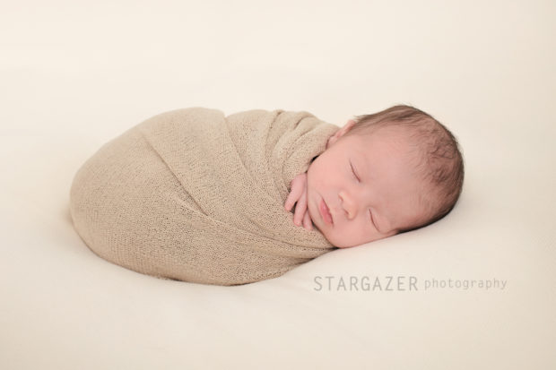 Newborn_Photography_Perrysburg_Ohio-20171211005845